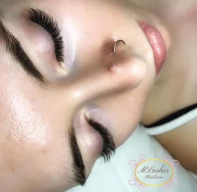 volume lashes for blog